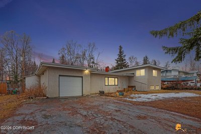 537 W 74th Avenue, Anchorage
